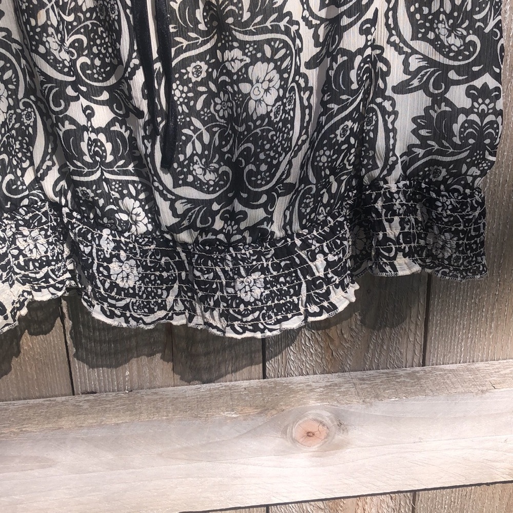 XL black and cream floral blouse - Picture 5 of 7